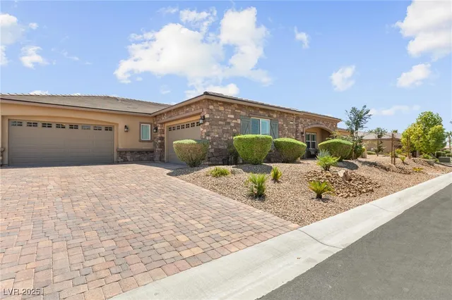 $1,795,888 | 7040 Royal Antelope Street, Las Vegas, NV 89149