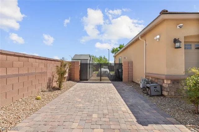 $1,795,888 | 7040 Royal Antelope Street, Las Vegas, NV 89149