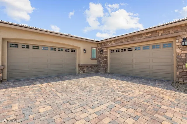 $1,795,888 | 7040 Royal Antelope Street, Las Vegas, NV 89149