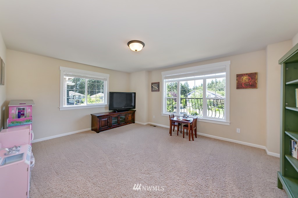 22423 5th Place West Bothell, WA 98021 - Photo 19 of 23