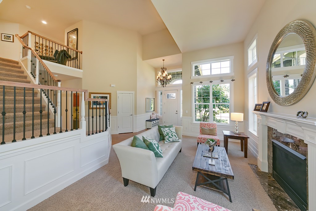 22423 5th Place West Bothell, WA 98021 - Photo 4 of 23