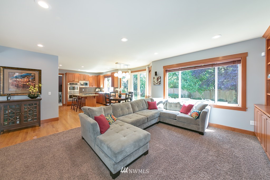 22423 5th Place West Bothell, WA 98021 - Photo 9 of 23
