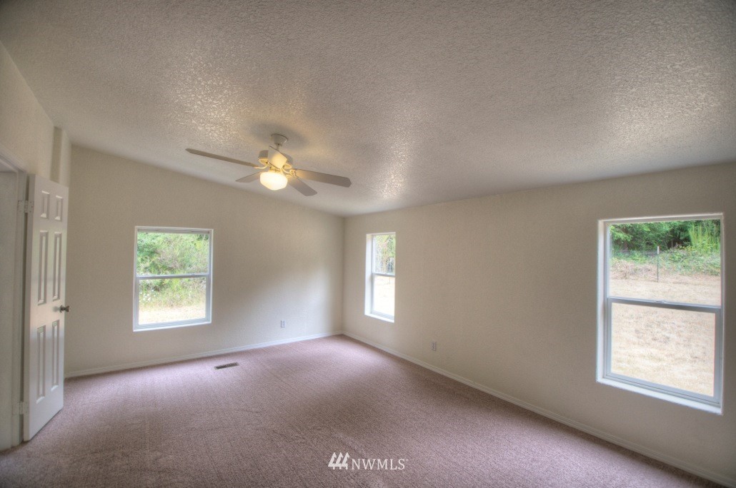 6206 Miller Road Northwest Olympia, WA 98502 - Photo 16 of 21 Gallery Image 16