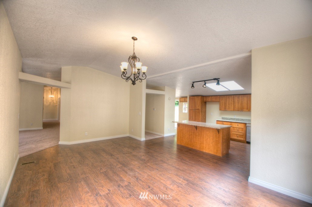 6206 Miller Road Northwest Olympia, WA 98502 - Photo 8 of 21 Gallery Image 8
