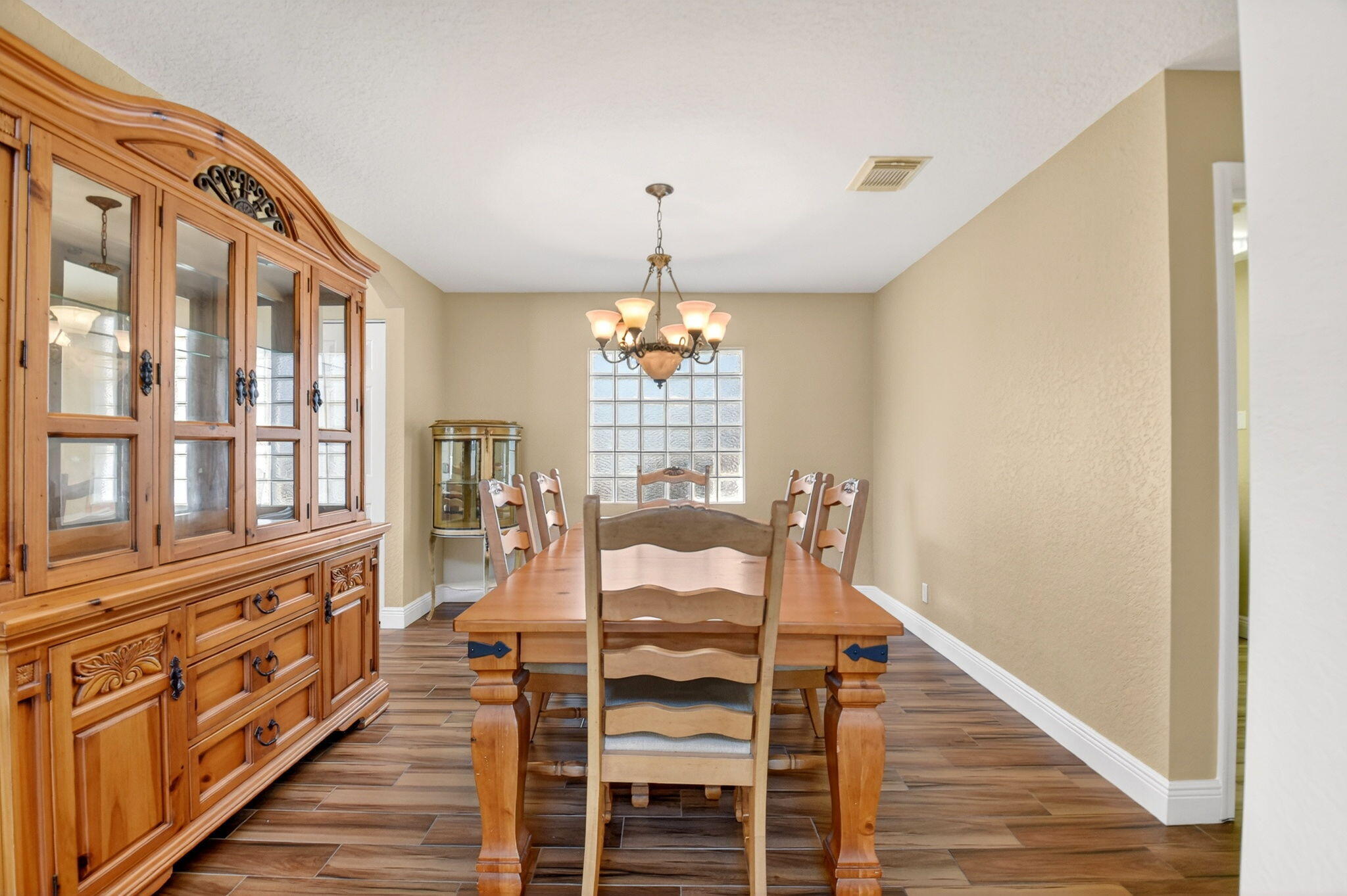 6140 Spring Isles Boulevard Lake Worth, FL 33463 - Photo 12 of 66 11-web-or-mls-DSC_0485