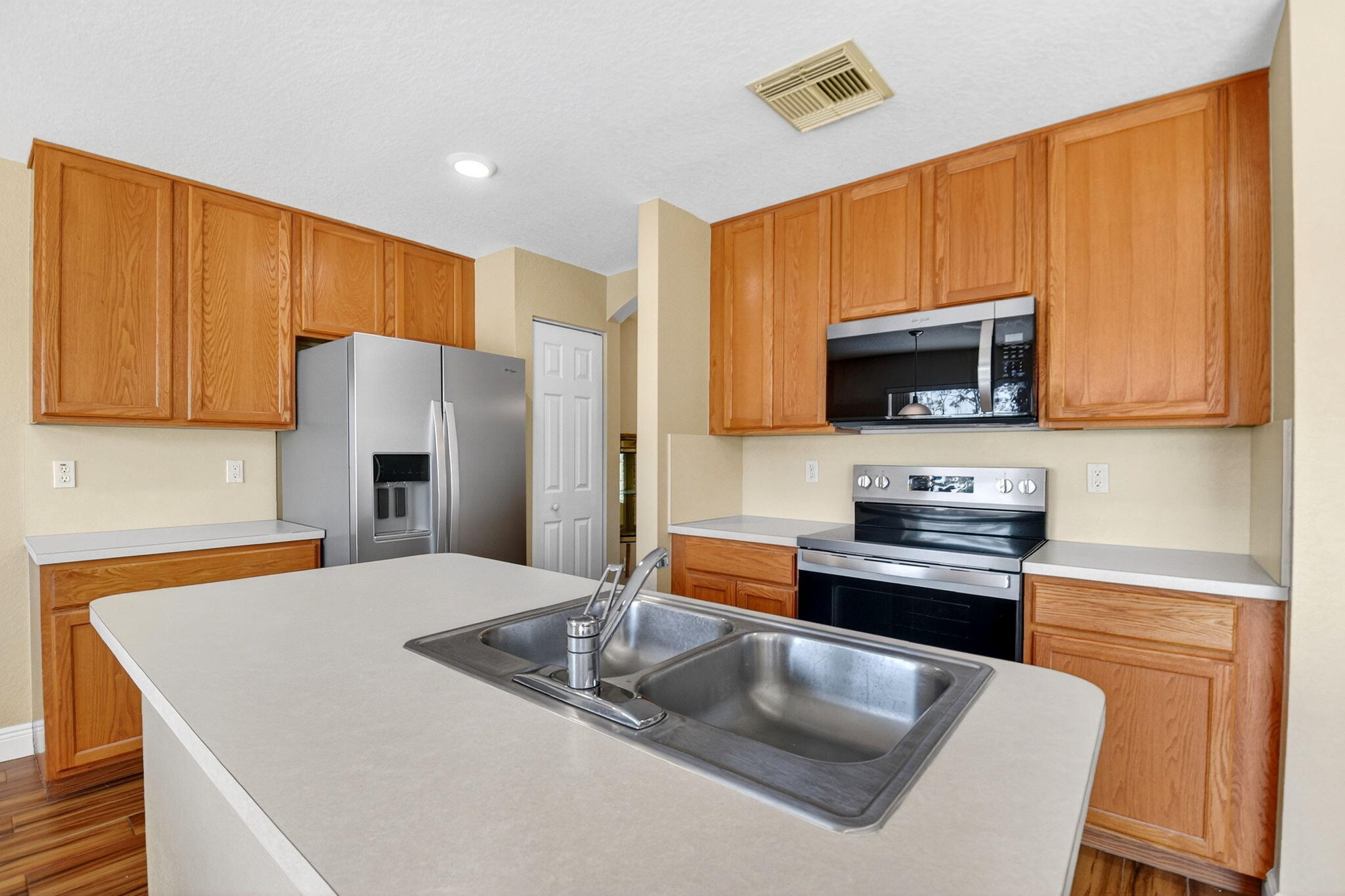 6140 Spring Isles Boulevard Lake Worth, FL 33463 - Photo 20 of 66 19-web-or-mls-DSC_0524
