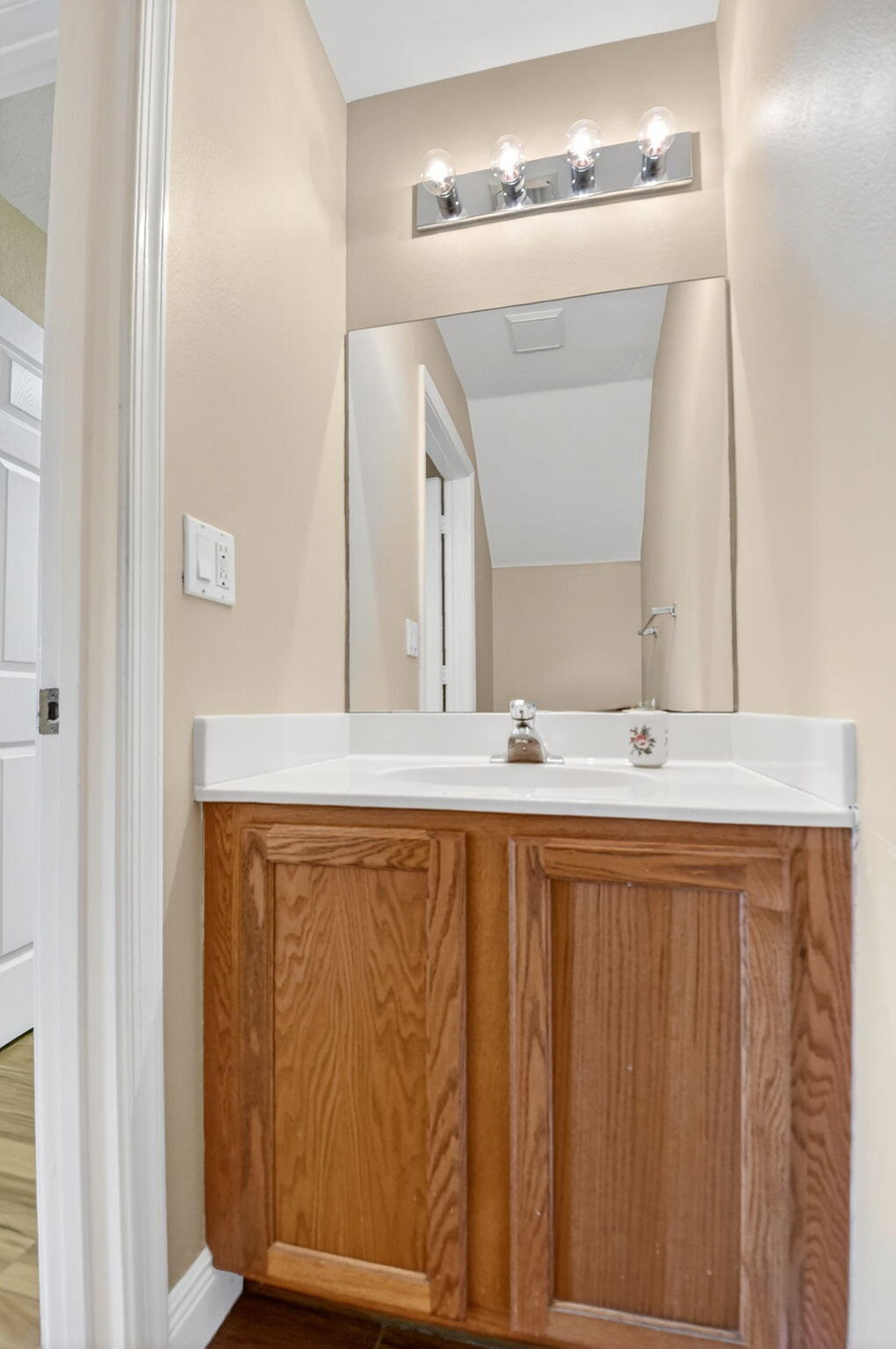 6140 Spring Isles Boulevard Lake Worth, FL 33463 - Photo 26 of 66 25-web-or-mls-DSC_0557