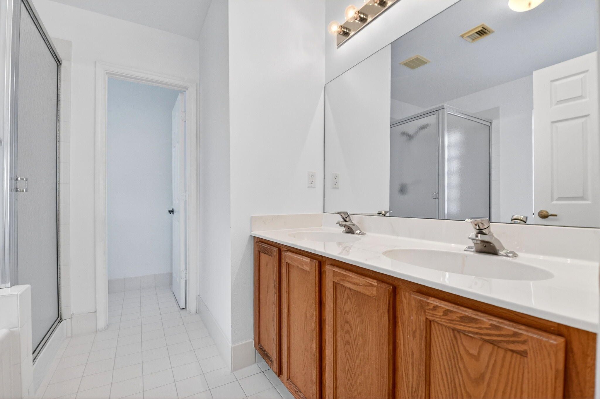 6140 Spring Isles Boulevard Lake Worth, FL 33463 - Photo 37 of 66 36-web-or-mls-DSC_0612