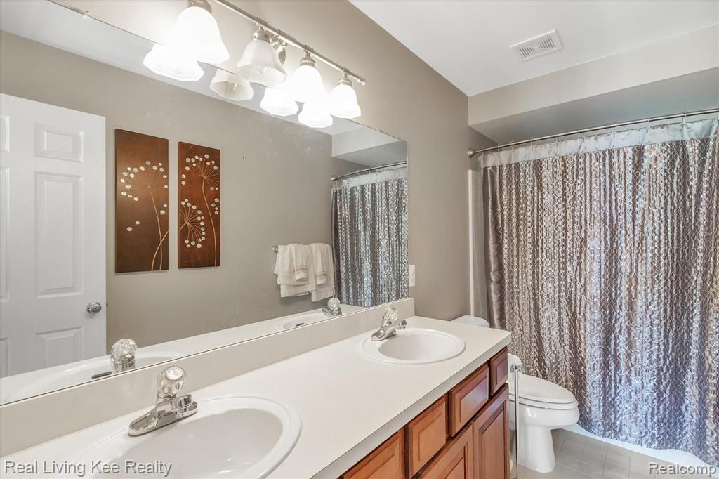 1148 Krista Lane Rochester, MI 48307 - Photo 28 of 53