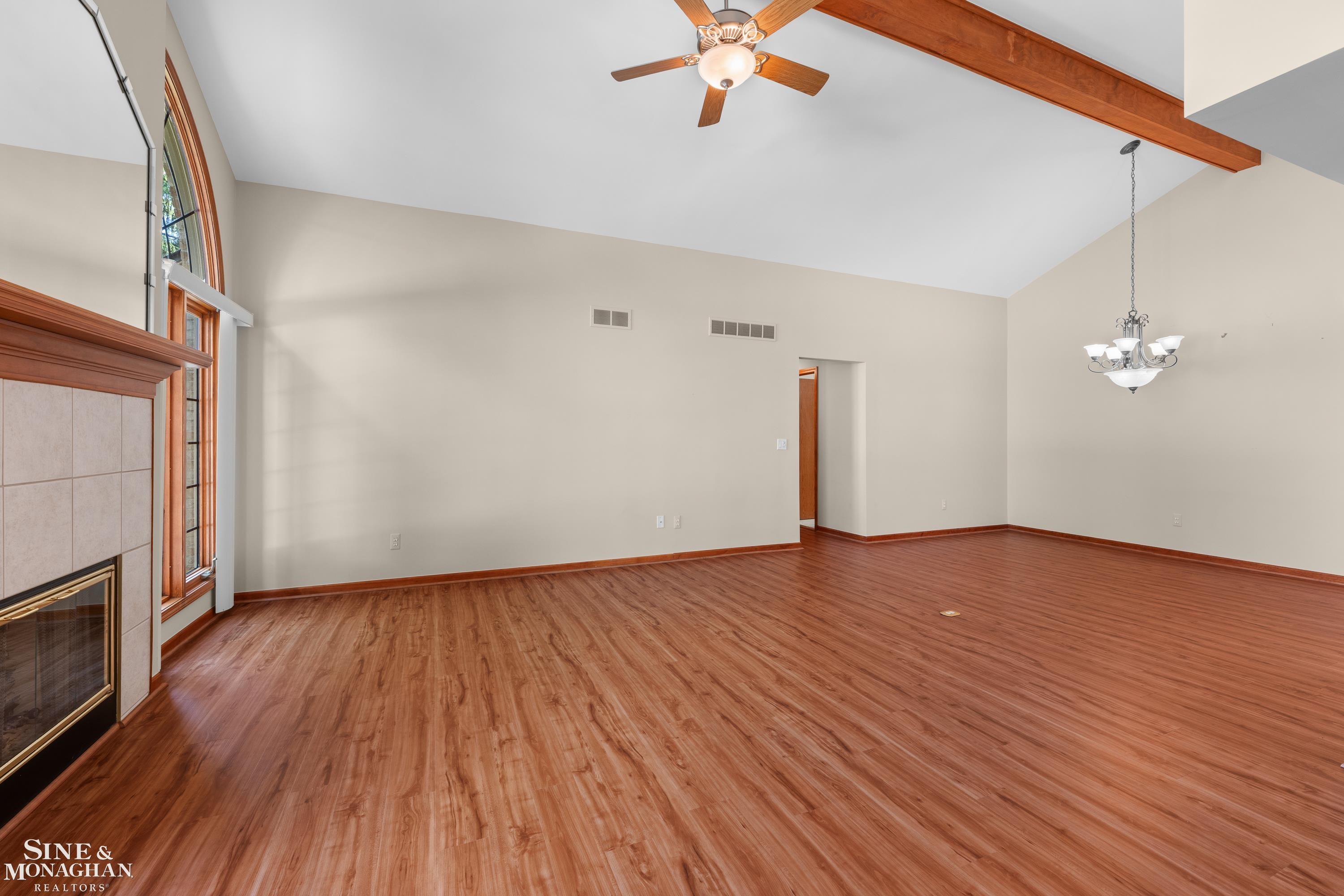 52112 Southview Ridge Macomb, MI 48042 - Photo 4 of 38