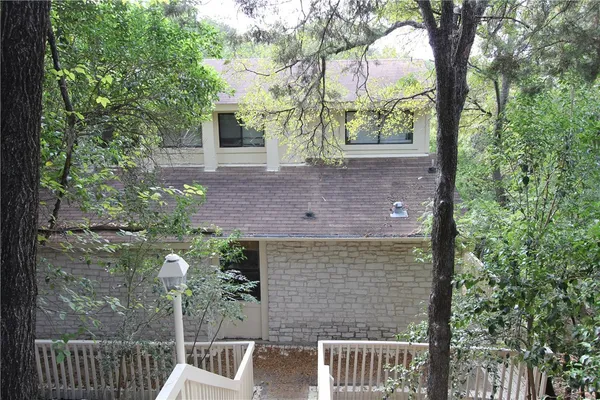 $1,895 | 8808 Mountain Ridge Drive, Unit B, Austin, TX 78759