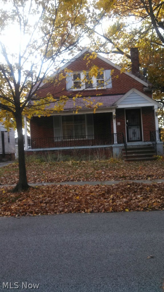 1080 Woodview Road Cleveland, OH 44121 - Photo 1 of 4