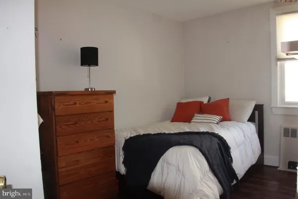 $1,950 | 308 South Warwick Road, Unit A, Somerdale, NJ 08083