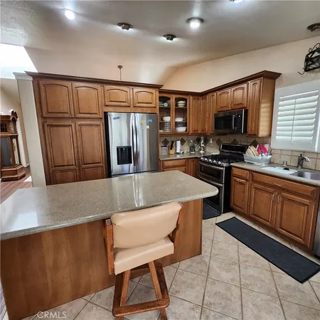 $979,000 | 2011 Rachelle Place, Escondido, CA 92025