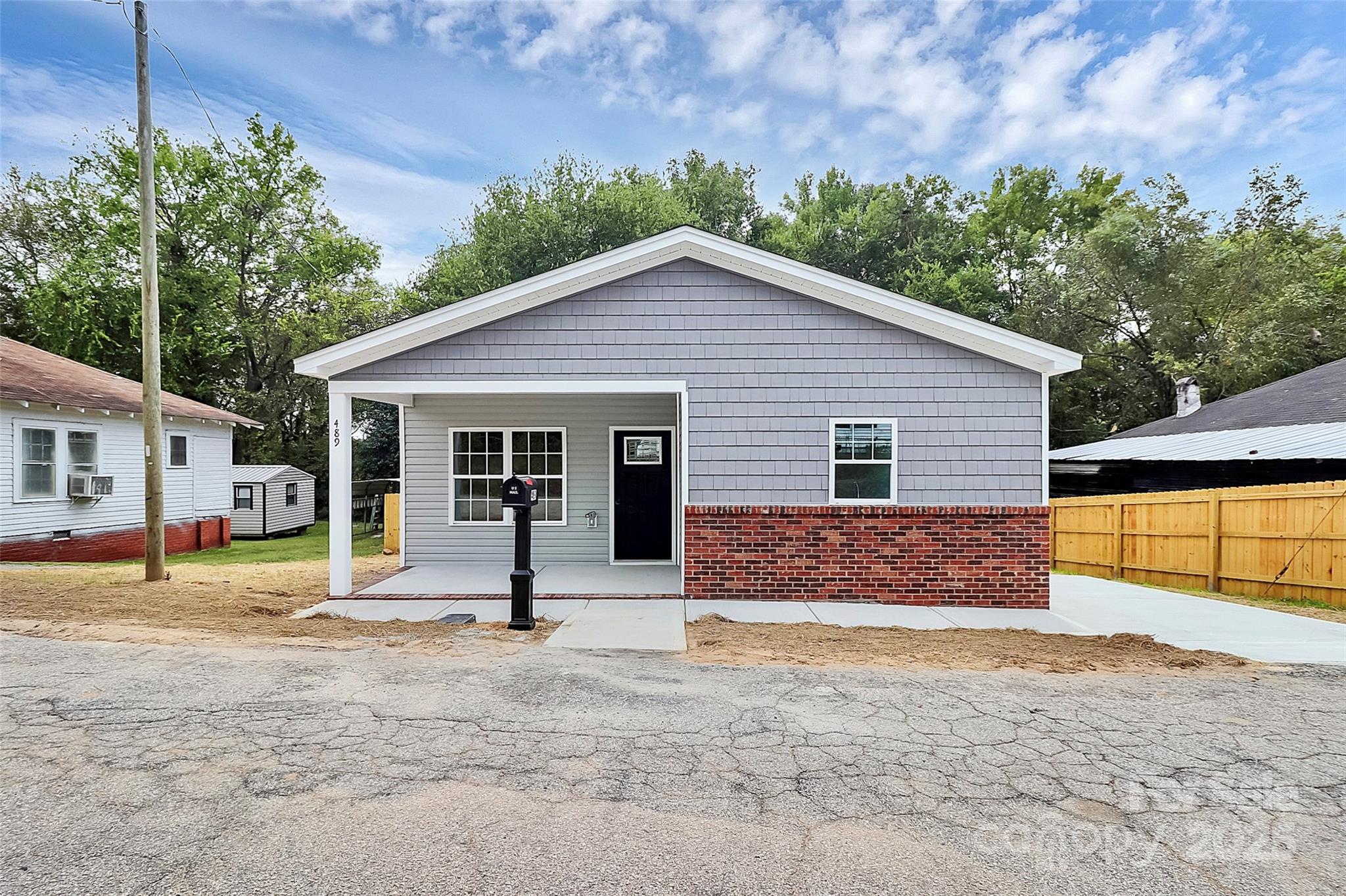 489 South Avenue, Unit 4 Lancaster, SC 29720 - Photo 4 of 35