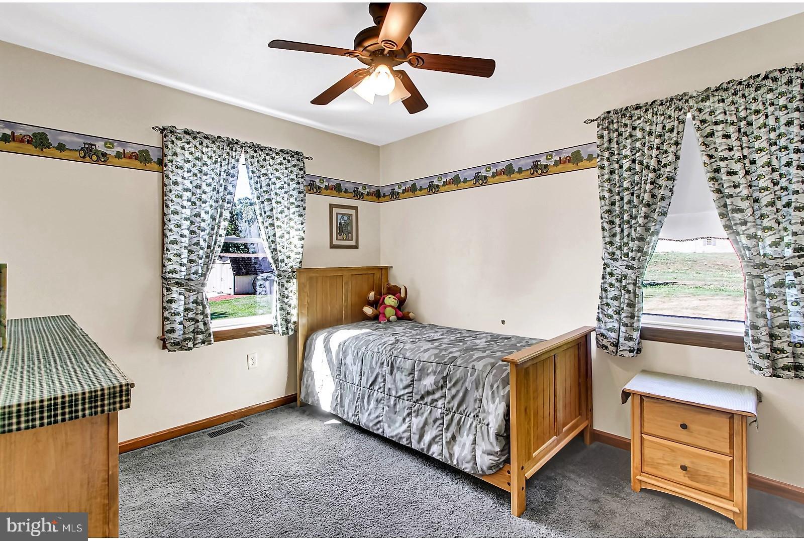 111 Cedar Ridge Road New Oxford, PA 17350 - Photo 15 of 28