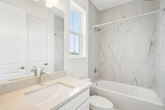 $429,990 | 11122 Tidepool Court, San Antonio, FL 33576