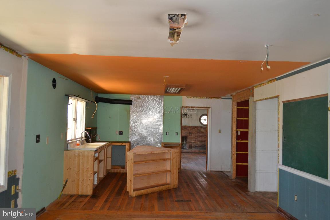 8525 Logtown Road Berlin, MD 21811 - Photo 3 of 29 Gallery Image 3