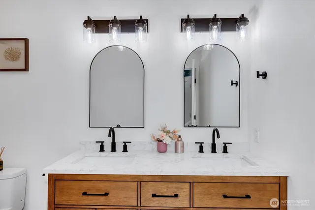 $1,099,000 | 300 110th Avenue Northeast, Unit 314, Bellevue, WA 98004