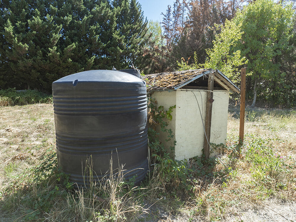 3453 New Hope Road Grants Pass, OR 97527 - Photo 8 of 22 8