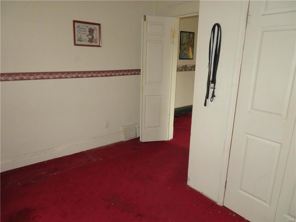 717 Rice Street Wood River, IL 62095 - Photo 4 of 16 Gallery Image 4
