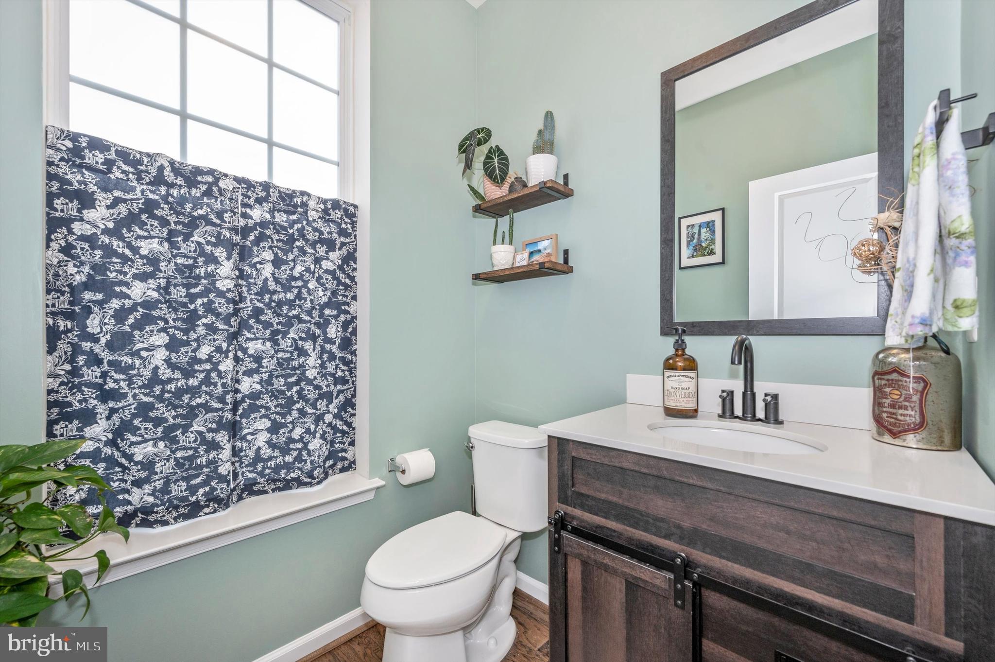 5652 Scott Ridge Place Frederick, MD 21704 - Photo 13 of 37 Guest Half Bath - Main Level