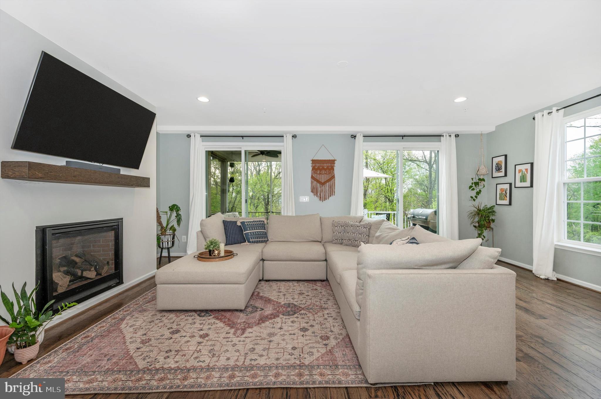 5652 Scott Ridge Place Frederick, MD 21704 - Photo 2 of 37 Living Room with Gas Fireplace