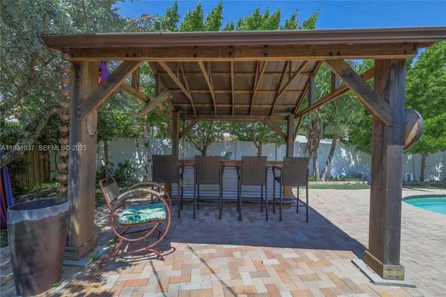 a view of outdoor space yard and patio