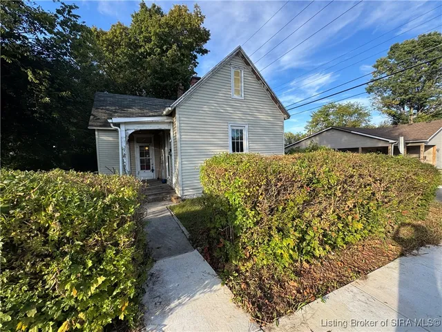 $39,950 | 410 East Mulberry Street, Salem, IN 47167