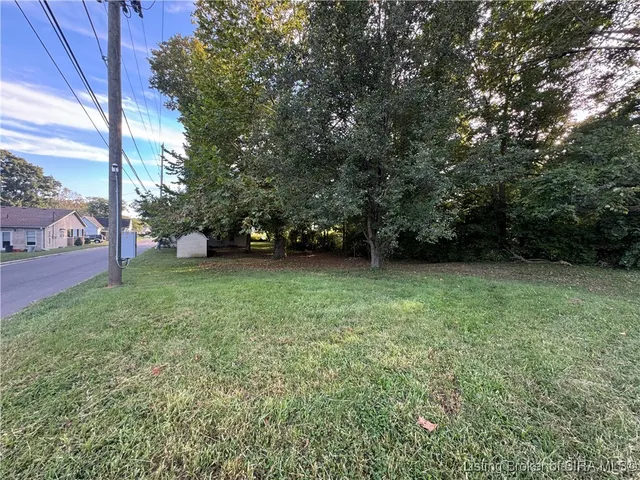 $39,950 | 410 East Mulberry Street, Salem, IN 47167