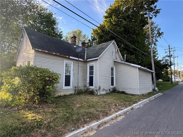 $39,950 | 410 East Mulberry Street, Salem, IN 47167