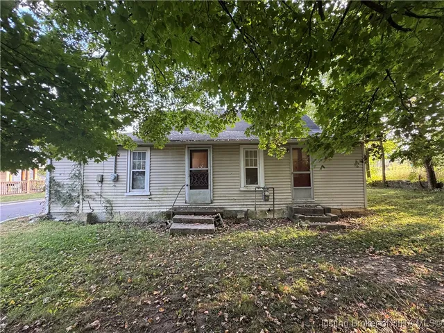 $39,950 | 410 East Mulberry Street, Salem, IN 47167