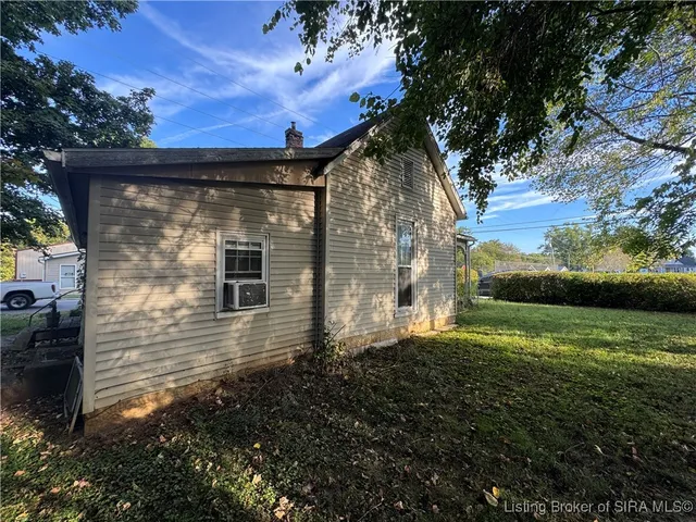 $39,950 | 410 East Mulberry Street, Salem, IN 47167