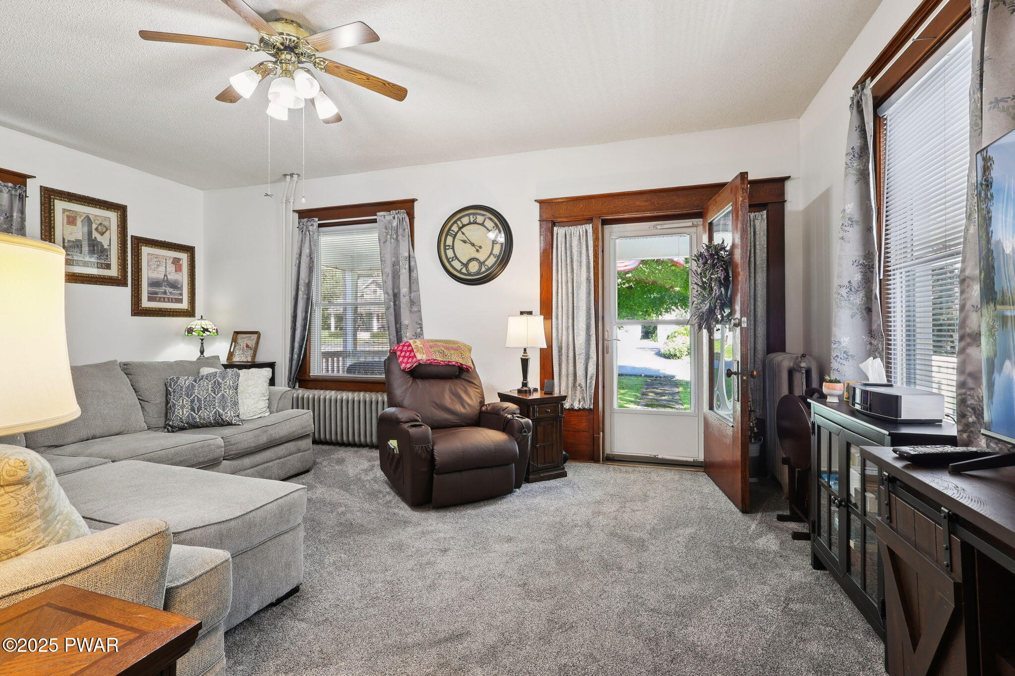 176 Carbondale Road Waymart, PA 18472 - Photo 9 of 48 Living Room