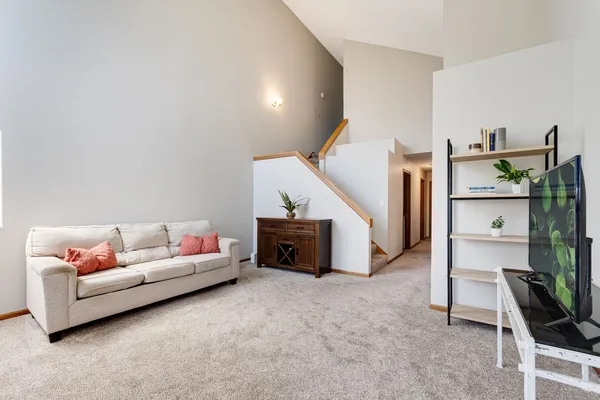 $264,900 | 824 East Kahler Road, Unit 824, Wilmington, IL 60481