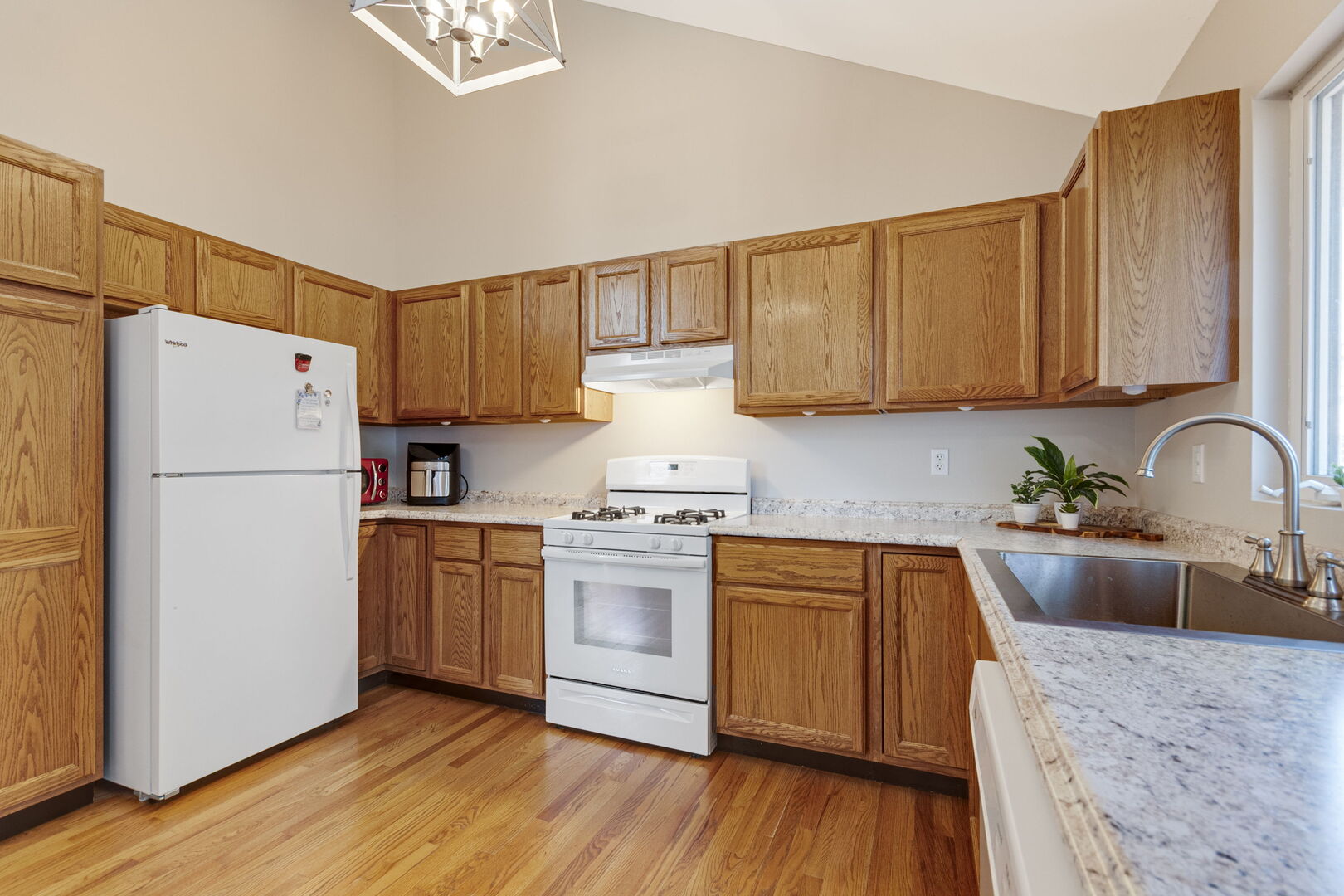 824 East Kahler Road, Unit 824 Wilmington, IL 60481 - Photo 7 of 20