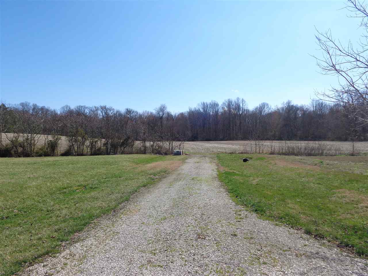10113 Middle Mt Vernon Road Mount Vernon, IN 47620 - Photo 2 of 14 Gallery Image 2