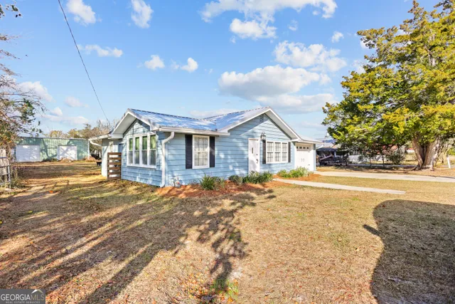 $197,900 | 512 Tillman Street, Odum, GA 31555