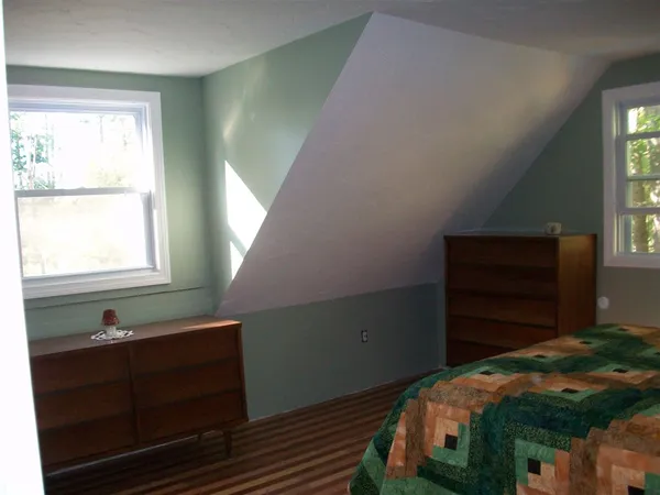 $2,300 | 355 New Hampton Road, Franklin, NH 03235