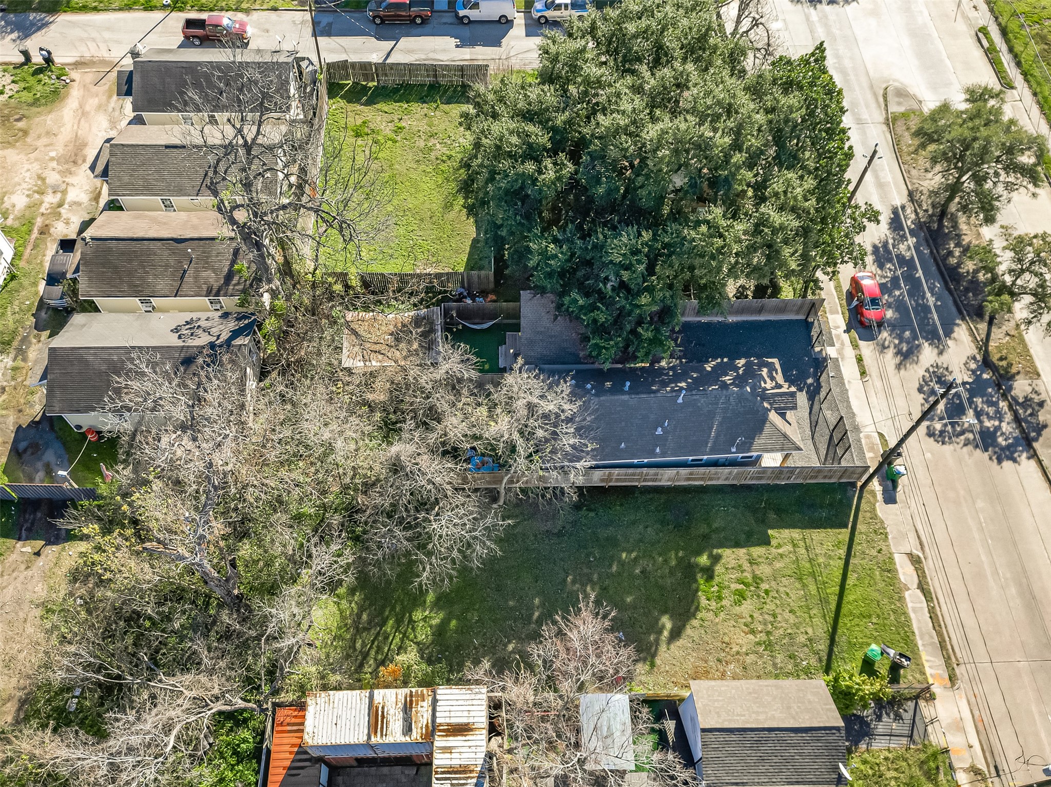 2407 Alabama Street Houston, TX 77004 - Photo 11 of 29 an aerial view of a house with a garden