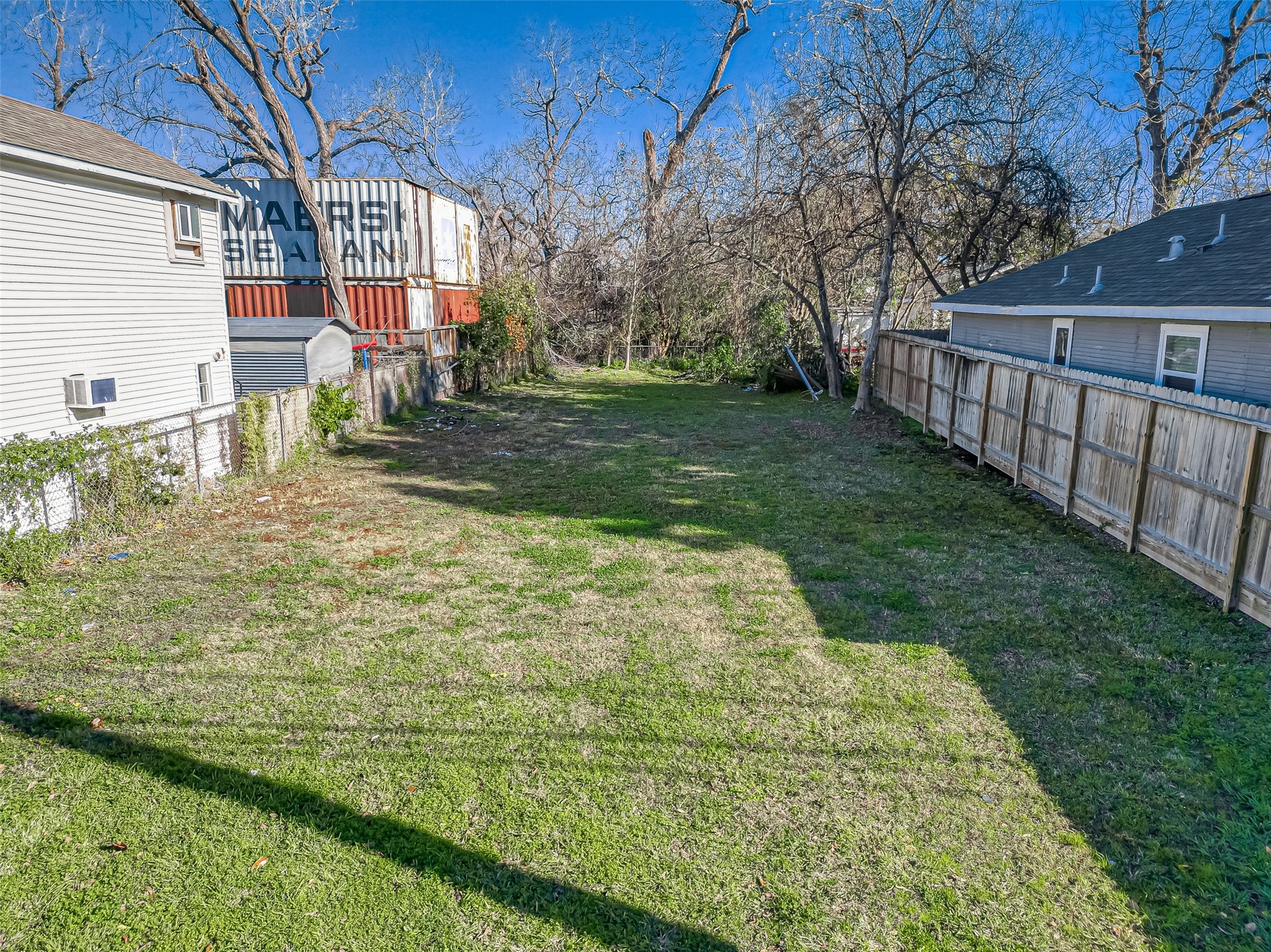 2407 Alabama Street Houston, TX 77004 - Photo 3 of 29 a view of backyard of house