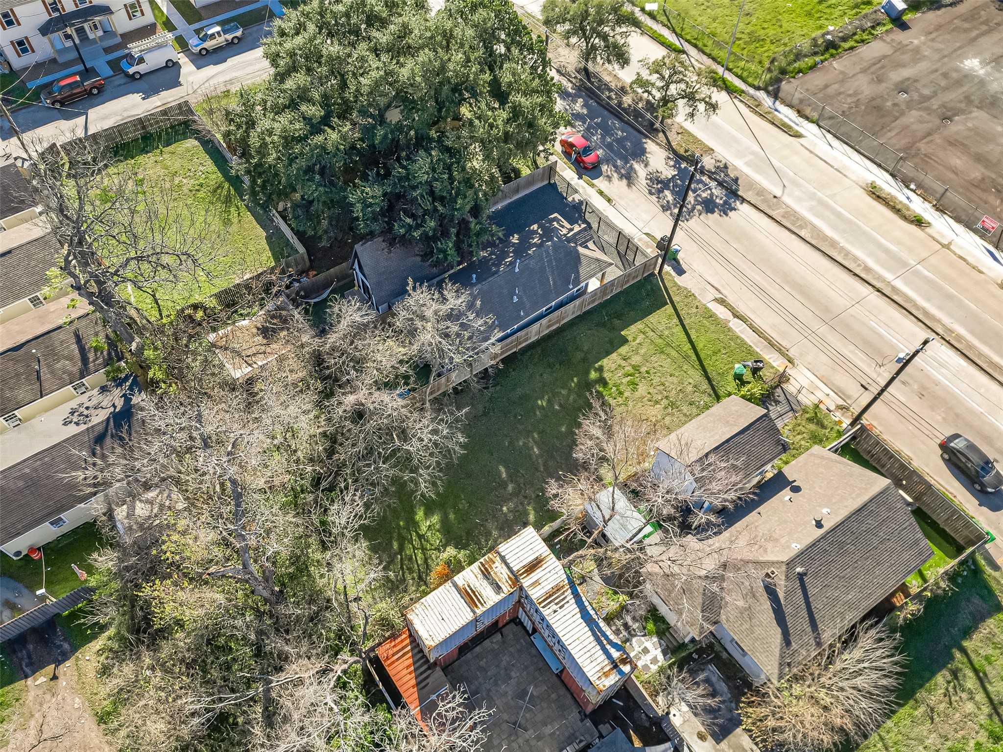 2407 Alabama Street Houston, TX 77004 - Photo 10 of 29 a view of yard with patio