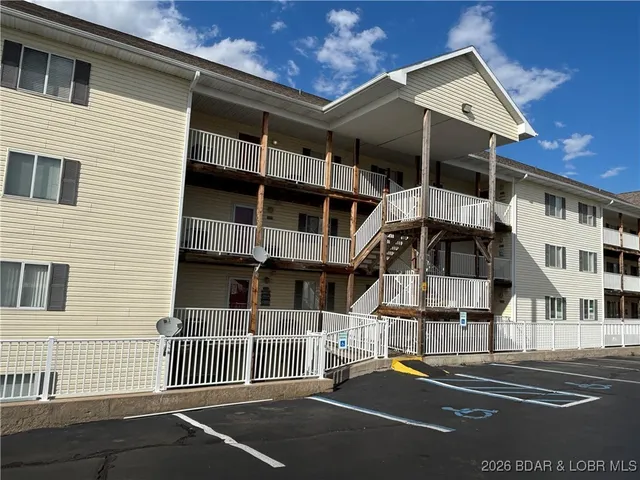 $399,900 | 1481 Ledges Drive, Unit 1035, Osage Beach, MO 65065