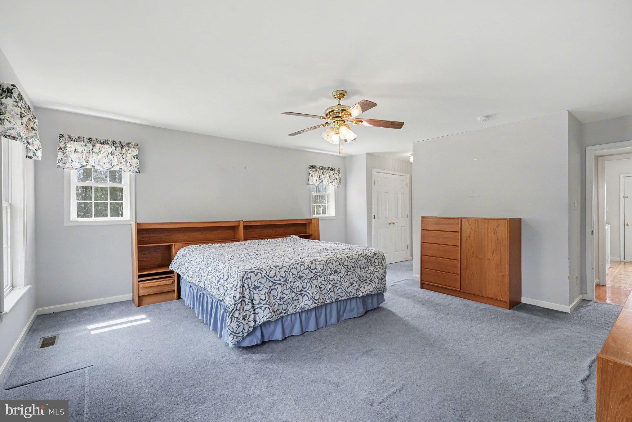 2383 Rappahannock Road Colonial Beach, VA 22443 - Photo 20 of 47 Primary Bedroom
