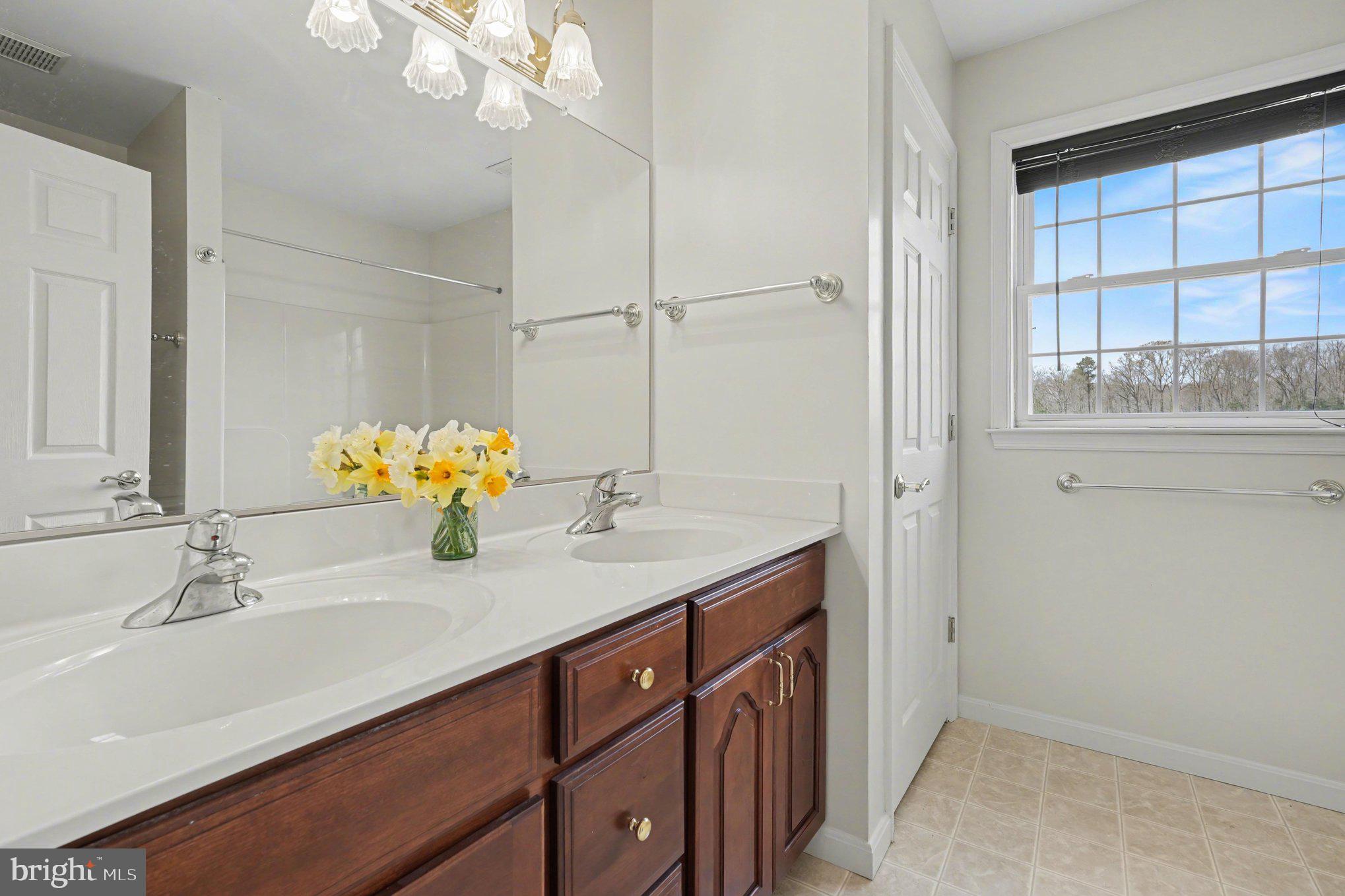 2383 Rappahannock Road Colonial Beach, VA 22443 - Photo 25 of 47 Full Bath-Upstairs