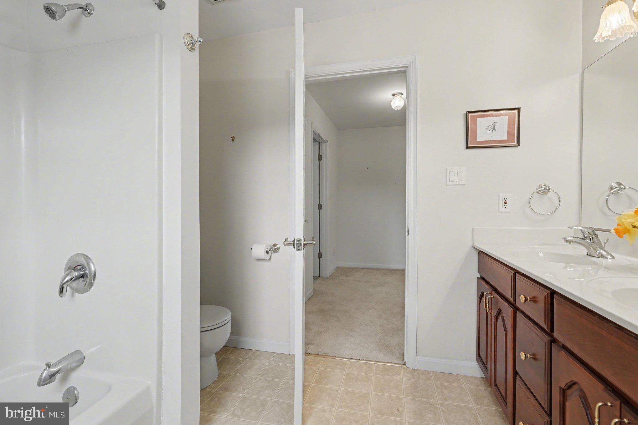 2383 Rappahannock Road Colonial Beach, VA 22443 - Photo 26 of 47 Full Bath-Upstairs