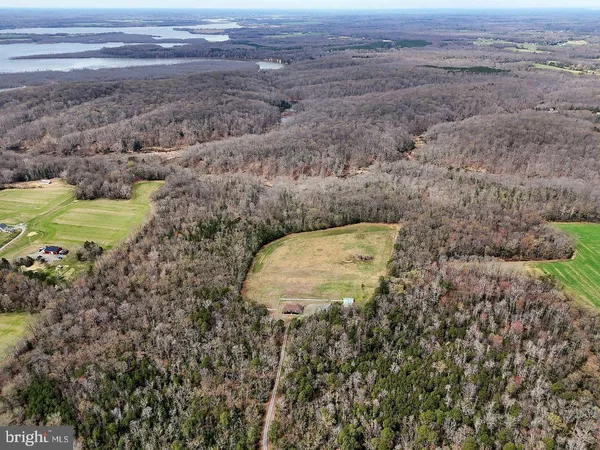 $925,000 | 2383 Rappahannock Road, Colonial Beach, VA 22443