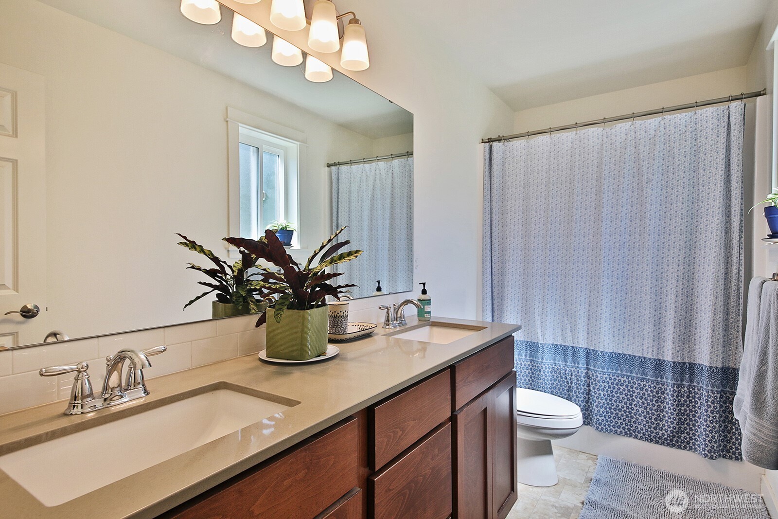 6545 Cultus Bay Road Clinton, WA 98236 - Photo 20 of 40