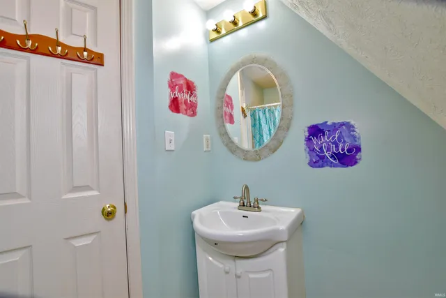 $249,900 | 505 West Marion Street, Monticello, IN 47960