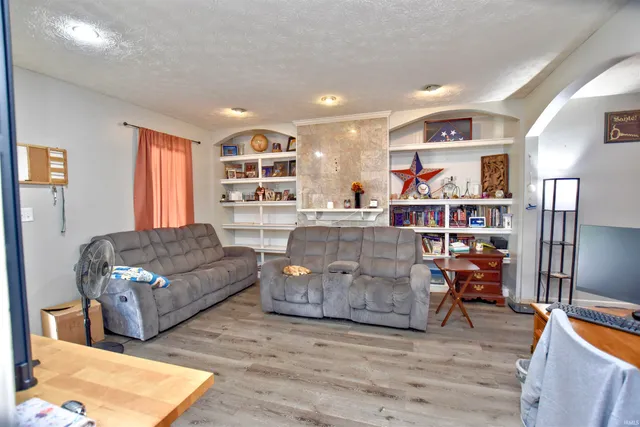 $249,900 | 505 West Marion Street, Monticello, IN 47960